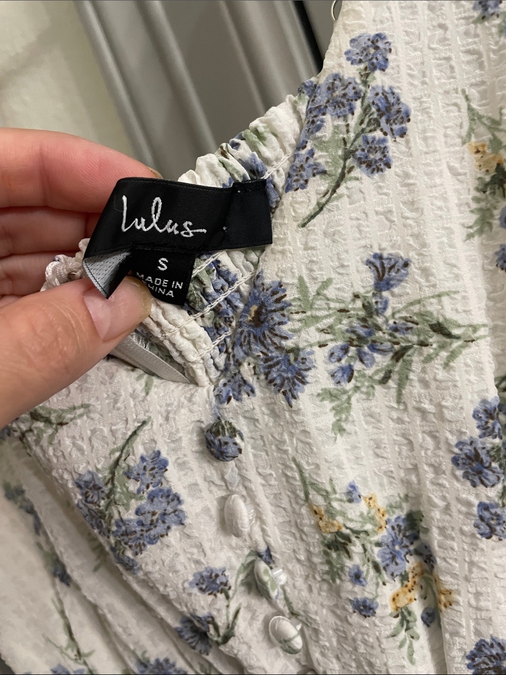 Lulu’s- Frolicking White Floral Print Seersucker Maxi Dress - Picture 5 of 6